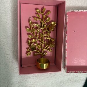 Elegant Gold Leaf Candle Holder